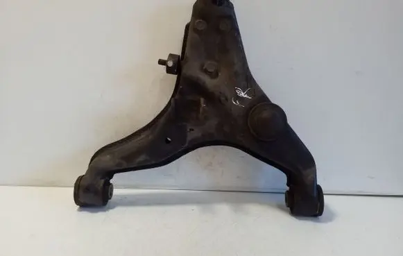 Mitsubishi L200 Front lower control arm/wishbone