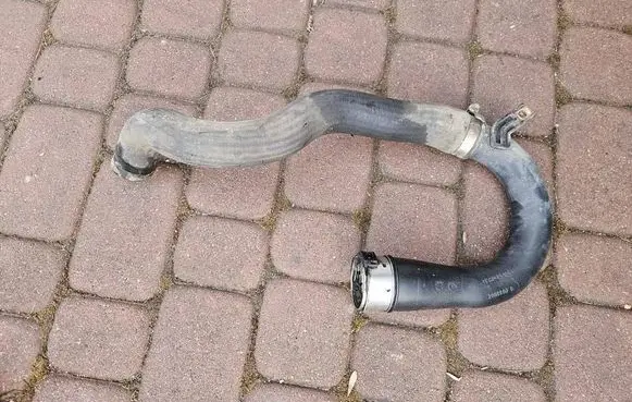 Opel Corsa E Intercooler hose/pipe 13403245 2009802B