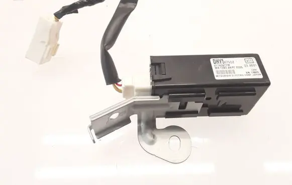 Mazda 2 Other control units/modules DHY5675DZ