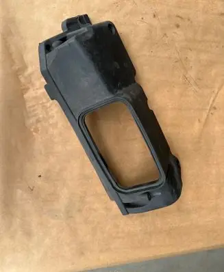 BMW 1 E81 E87 Air filter box cover 7787254 0928400397