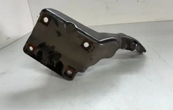 Dodge RAM 1500 DS Bracket in trunk/boot 78030017AE