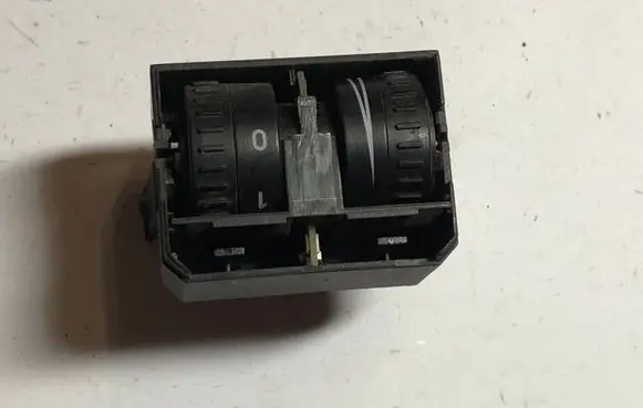 Volkswagen Caddy Headlight level height control switch 2K0941333A PA6GH30
