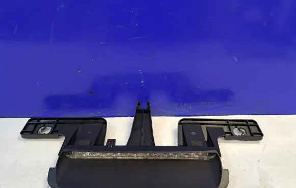 Volvo S80 Third/center stoplight 8635070