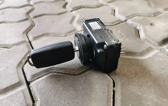 Volkswagen Phaeton Ignition lock 3D0905865C 33300101 9341920351130501