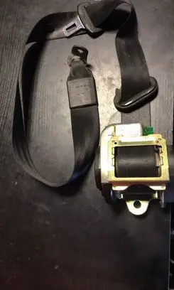Audi A6 S6 C5 4B Front seatbelt 560575800a