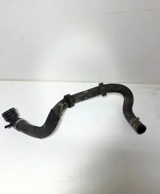 Volkswagen Touareg I Engine coolant pipe/hose
