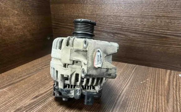 Mercedes-Benz Sprinter W906 Generator/alternator 0124425077