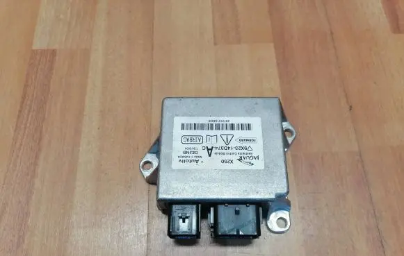 Jaguar XF X250 Airbag control unit/module 9X2314D374AC 287310154635 DE2NB