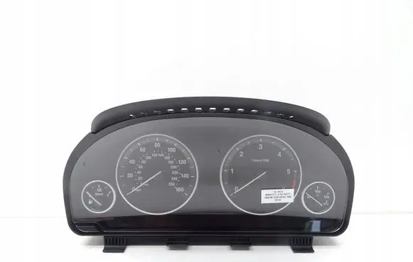 BMW 5 F10 F11 Speedometer (instrument cluster) 9285197