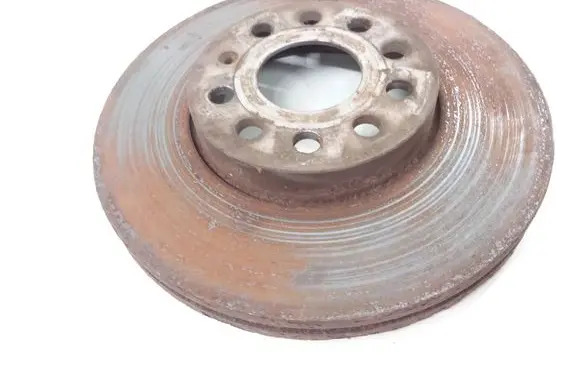 Volkswagen Golf VII Front brake disc