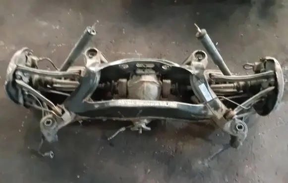Mercedes-Benz SLK R170 Rear axle beam with reductor 