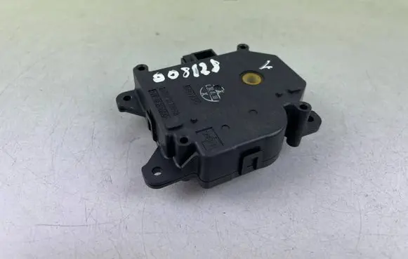 Subaru Outback Air flap motor/actuator 0637008860