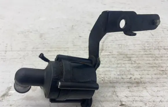 Volkswagen PASSAT B8 Electric auxiliary coolant/water pump 5N0965561