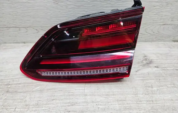 Volkswagen Arteon Rear/tail lights 3G8945308N