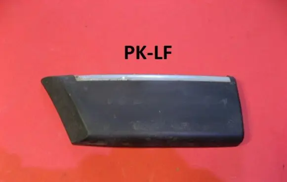 Fender trim (molding)