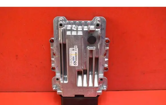 Mazda CX-7 Engine control unit/module ECU R2AX18701F