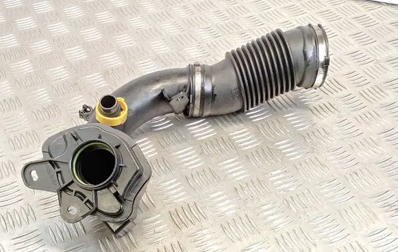 Peugeot 508 Turbo air intake inlet pipe/hose 9675766280