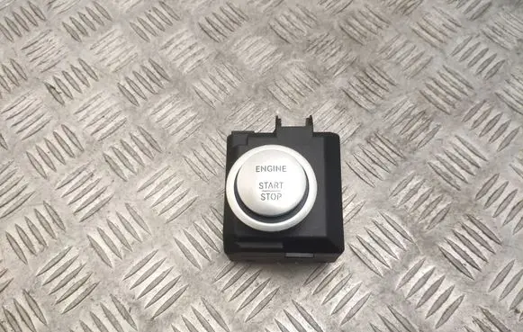 Mercedes-Benz CLA C117 X117 W117 Ignition lock A2469057403