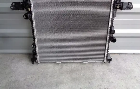 Alfa Romeo Stelvio Coolant radiator