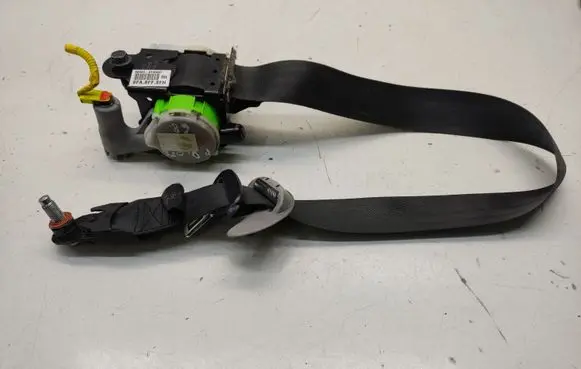 KIA Optima Front seatbelt 888202T30087 120629