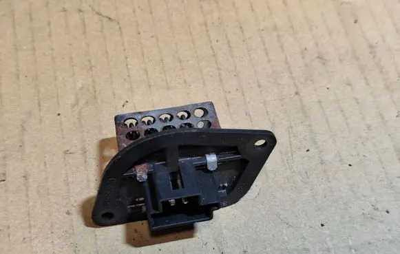Heater blower motor/fan resistor