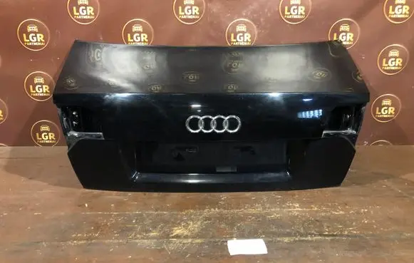 Audi A4 S4 B7 8E 8H Tailgate/trunk/boot lid