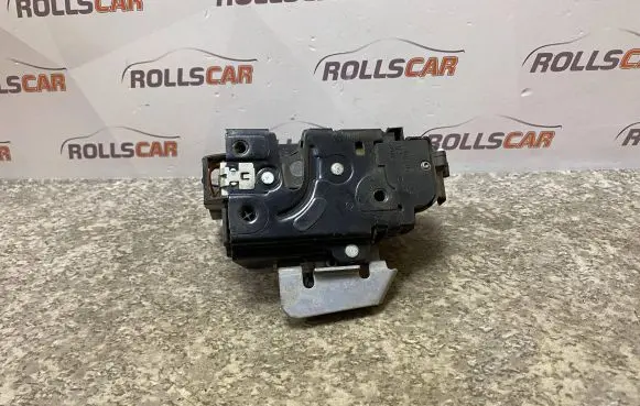 Audi A6 S6 C5 4B Front door lock 401837016