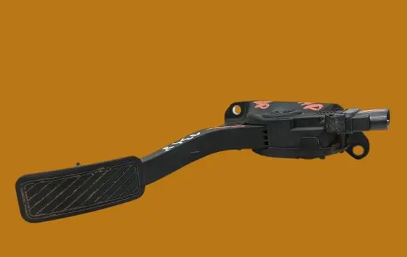 Ford Fiesta Accelerator throttle pedal 8V21-9F836-AB
