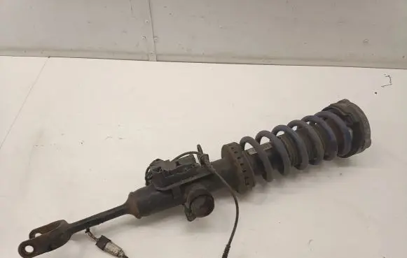 BMW 5 F10 F11 Front shock absorber with coil spring 6796977 6795777 139139