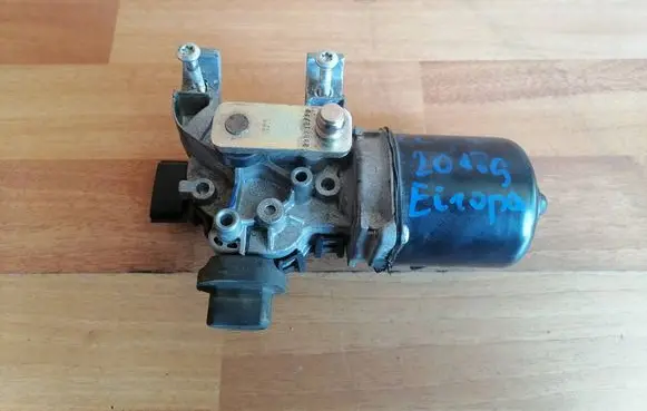 Dacia Logan II Wiper motor 288009321R W000031629