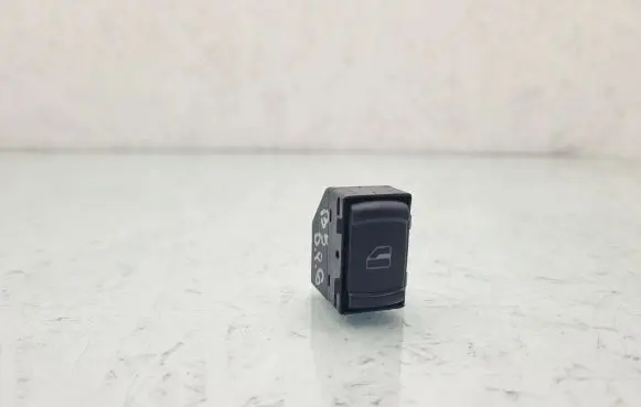 Volkswagen PASSAT B5 Electric window control switch 1J0959855