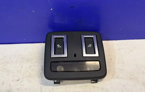 Jaguar XE Front seat light GX7313776BG