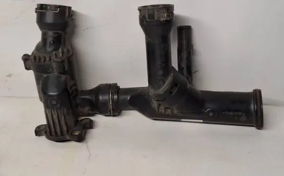 Thermostat/thermostat housing
