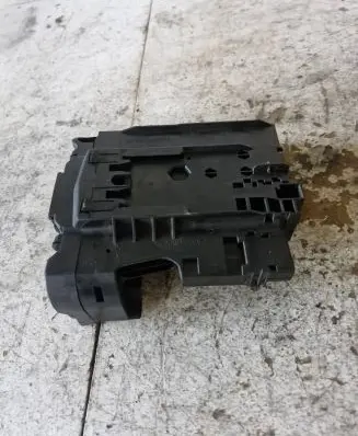Mercedes-Benz C W204 Fuse box set A2045403850