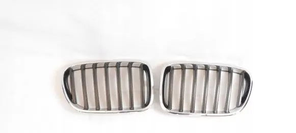 BMW X3 F25 Front bumper upper radiator grill 7210726721725