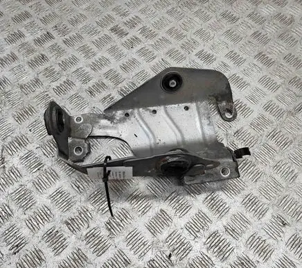 BMW iX A/C compressor mount bracket 9418847