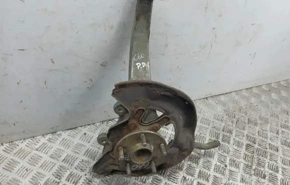 Lexus GS 300 350 430 450H Front wheel hub