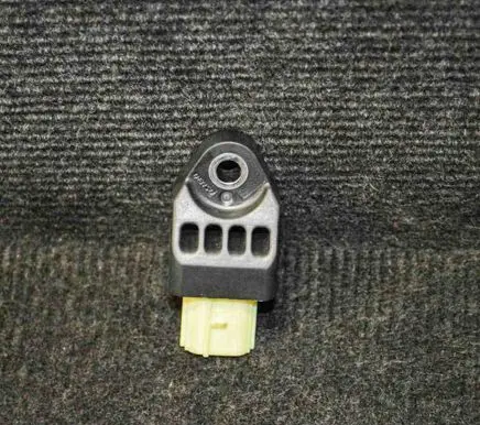 Toyota Yaris Airbag deployment crash/impact sensor 898310D090