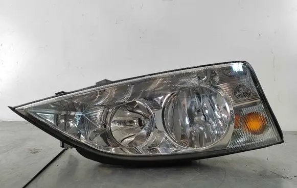 Ford Mondeo Mk III Headlight/headlamp 301174202