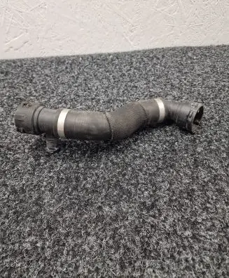 Volkswagen Touareg III Engine coolant pipe/hose 4M0122291B