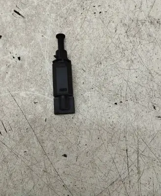 Volkswagen Golf IV Brake pedal sensor switch 927189D