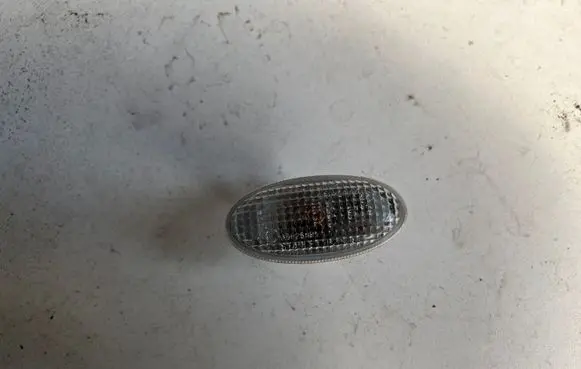 Mazda 3 II Front fender indicator light