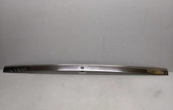 Opel Vectra C Trunk door license plate light bar 09177067