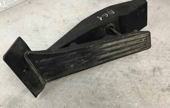 BMW 5 E60 E61 Accelerator throttle pedal 6766931