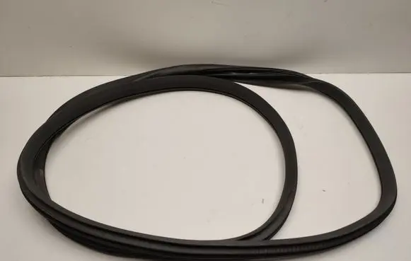 Mercedes-Benz C W205 Rear door rubber seal (on body) A2056970251
