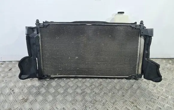 Toyota C-HR I Radiator set DT4221367381 0T37