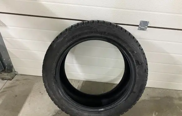 Audi A5 8T 8F R18 winter/snow tires with studs 23550R18