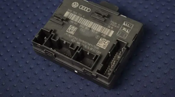 Audi A1 Door control unit/module 8X0959793K