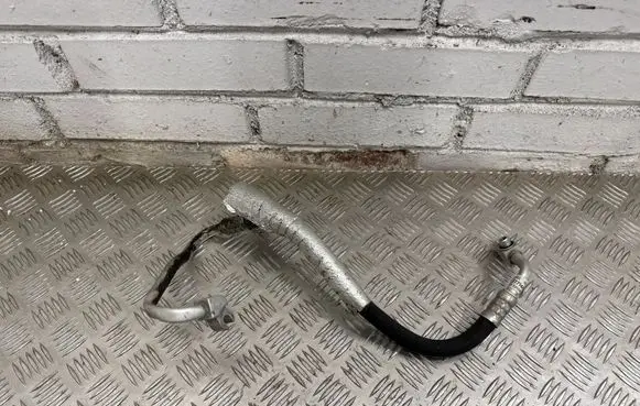 Chrysler Pacifica Air conditioning (A/C) pipe/hose 68227756AC