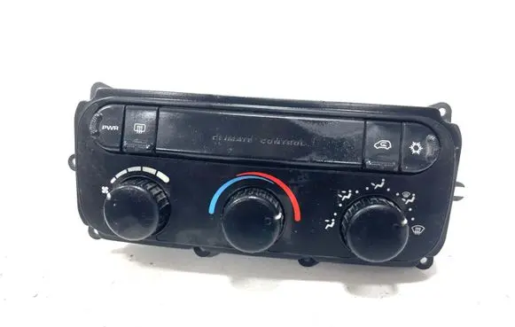 Chrysler Voyager Climate control unit 05005001AH 4100979271